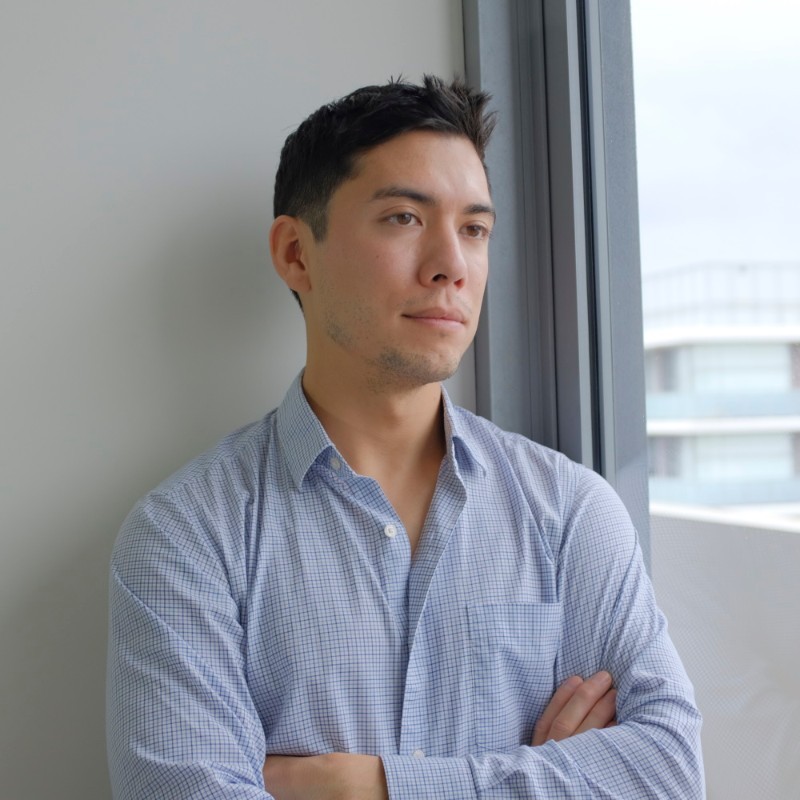 My mom tells me that I look handsome... Some times... My mom tells me that I look handsome... Some times...